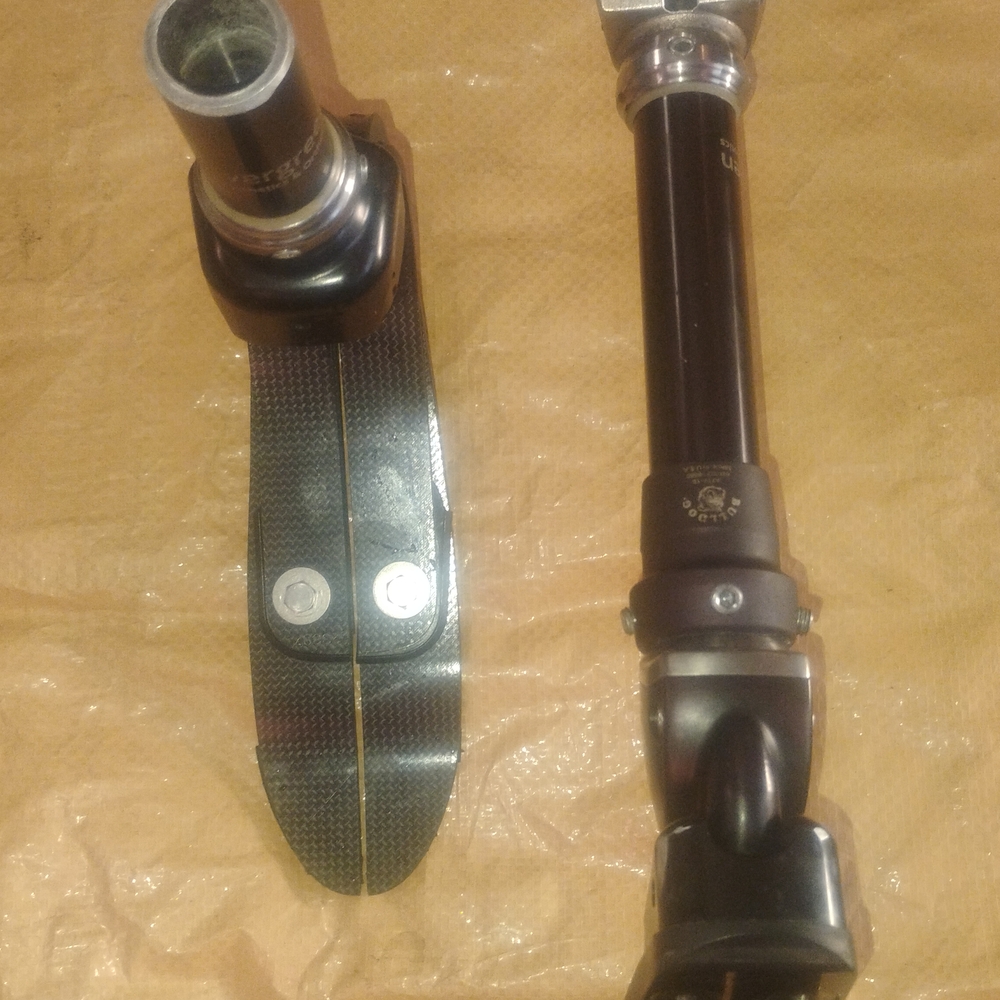 Men's Black Carbon Fiber Adjustable Accessory
